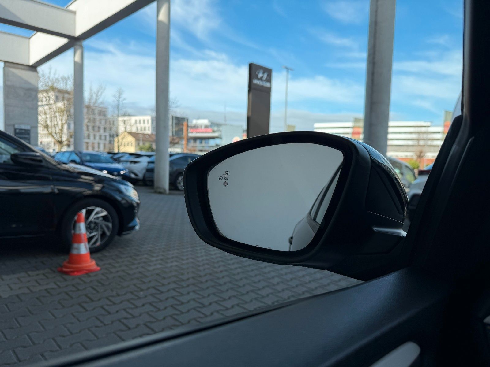 Fahrzeugabbildung Opel Corsa F 1.2 Turbo GS KlimaA,LED,Navi,SHZ,Kam.,LM