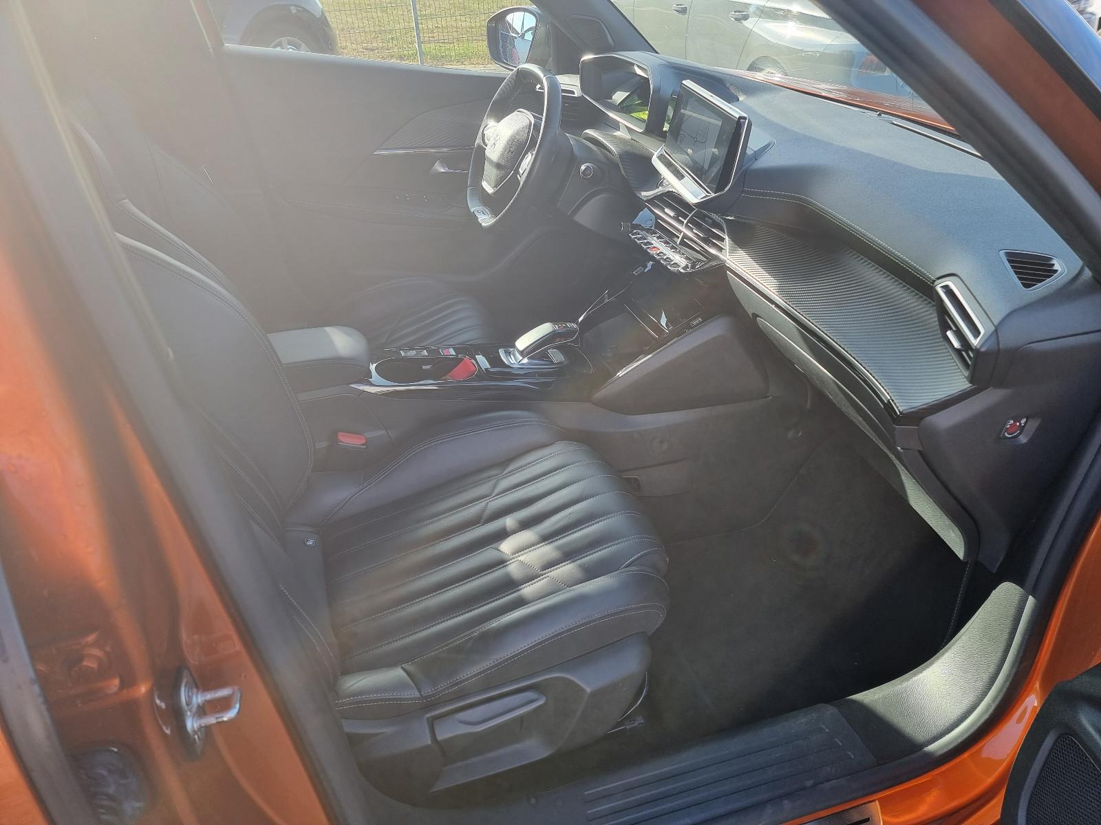 Peugeot e-2008 GT-Line -KLIMA-NAVI-CARPLAY-SHZ-CAM-LEDER
