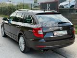 Skoda Superb Combi Best Of/PANO/NAVI/AUTOM/SHZ/EL-SITZ - Skoda Superb in Gelsenkirchen