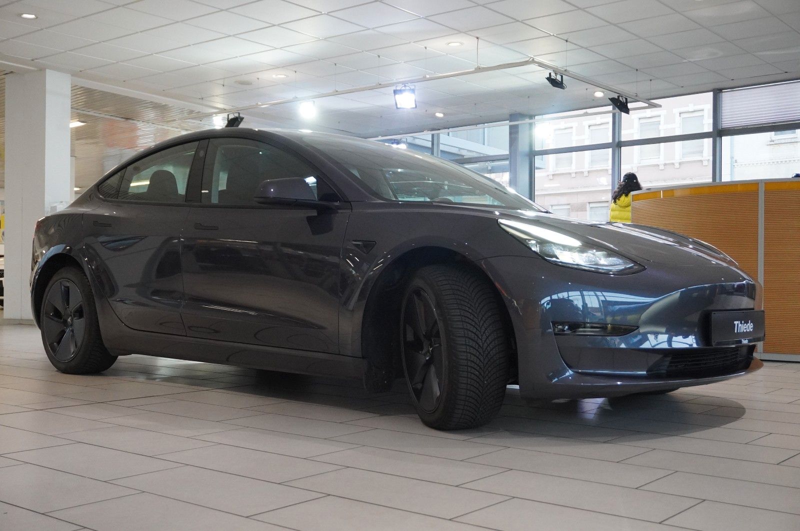 Fahrzeugabbildung Tesla Model 3 LONGRANGE DUAL-MOTOR NAVI/KAMERA/SHZ/AMD