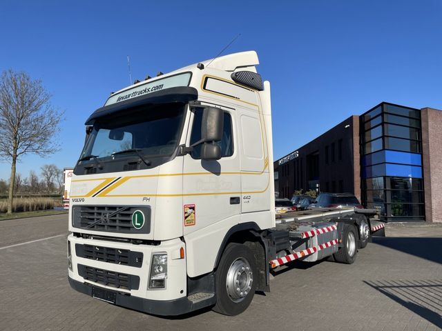 Volvo FH440 6X2 / BDF / EURO 5 / Manual / 725.000 KM