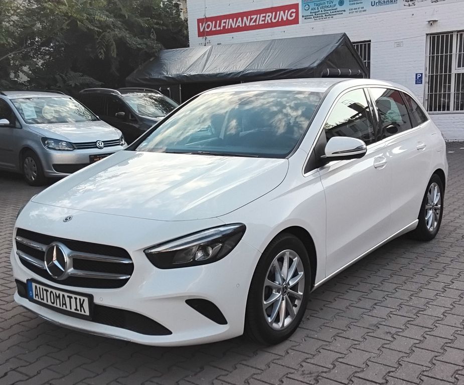 Image of Mercedes-Benz B 220