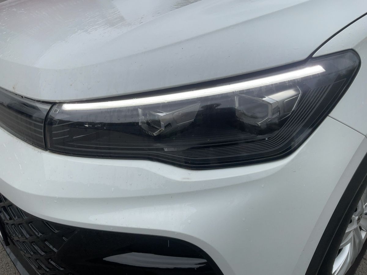 Volkswagen Tiguan - Bild 16