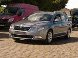 Skoda Superb1.6 TDI Combi TÜV NEU S-HEFT AHK PDC MEM-S - Skoda Superb mit Diesel-Antrieb: 1.6