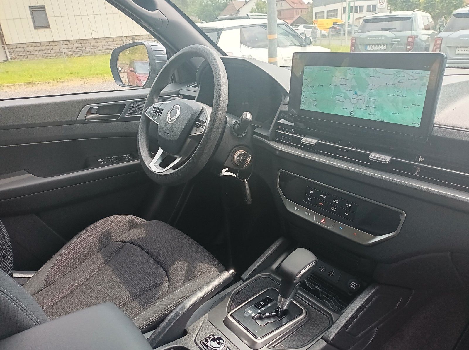 Fahrzeugabbildung KGM MUSSO GRAND CORE+ALLRAD+17ZOLL+AUTOMATIK+R.KAMER
