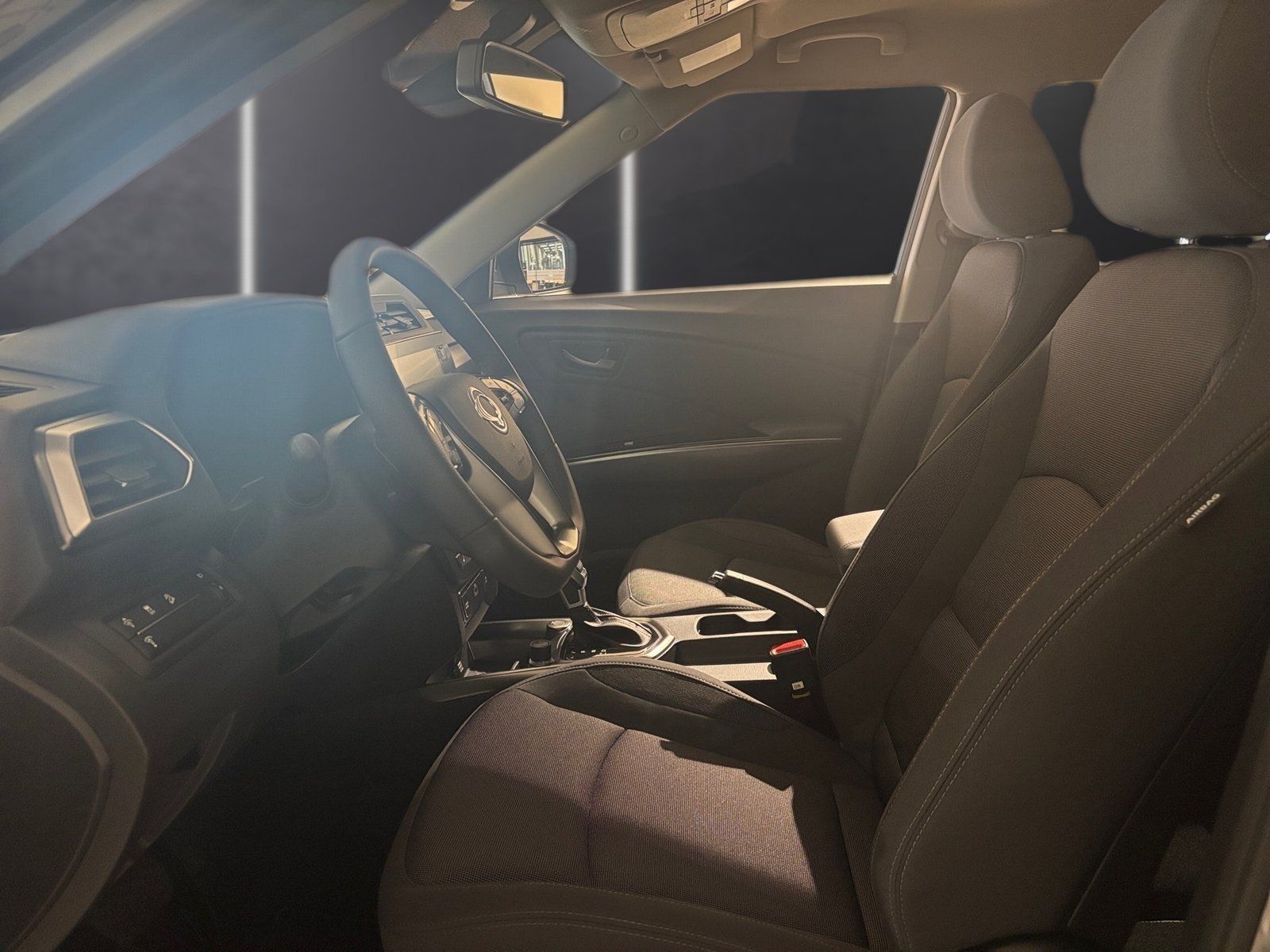 Fahrzeugabbildung KGM Tivoli Essential*Navi*DAB*Kamera*Spurhalt*Sitzhz