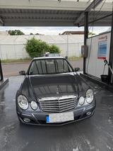 Mercedes-Benz E 280 ELEGANCE Elegance - Mercedes-Benz E 280: Elegance