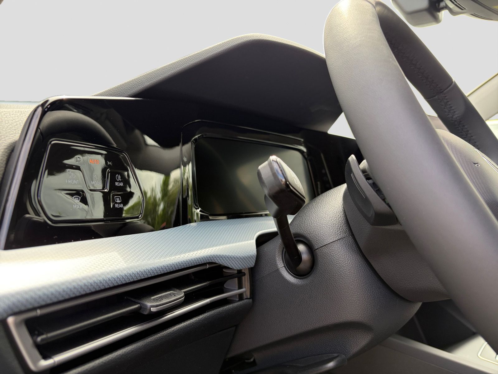 Volkswagen Golf ENERGY 1,5 l eTSI 116 PS DSG Ganzjahresreif foto 13