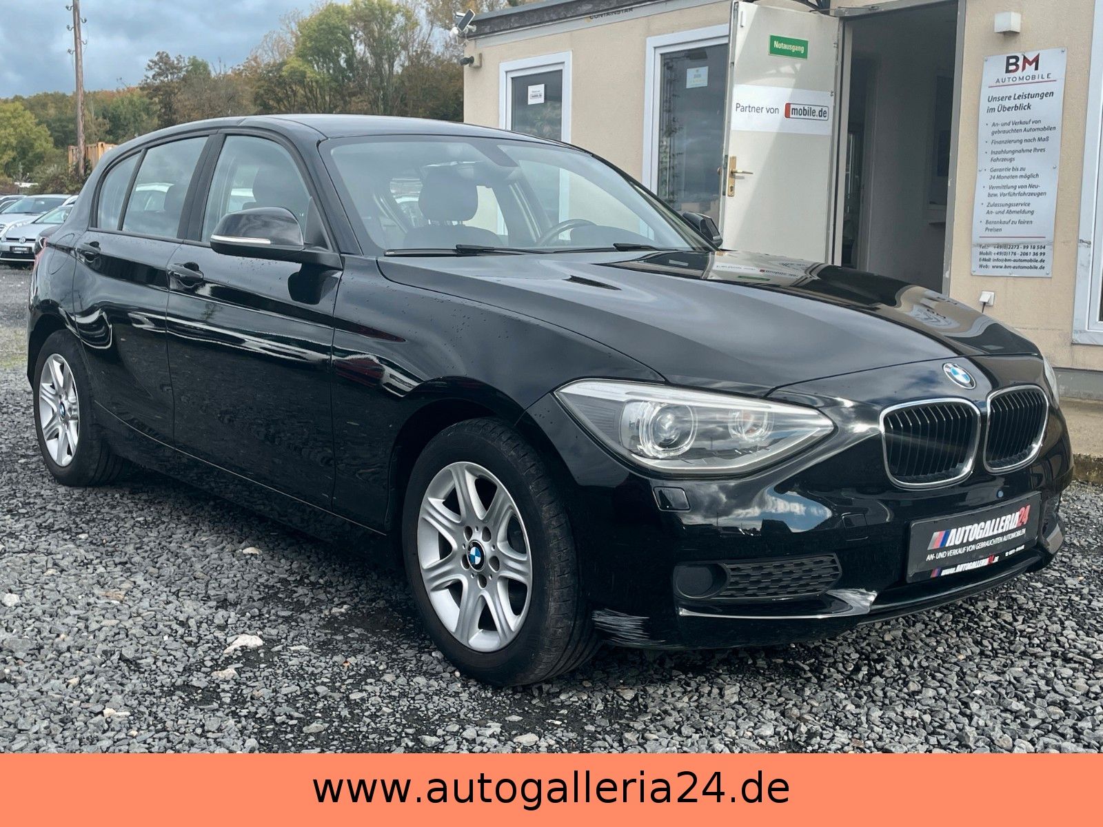 Fahrzeugabbildung BMW 118d 5-Türer Automatik Xenon PDC SZH SCHECKHEFT