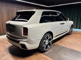 Rolls-Royce Cullian Black Badge 2026 4 Seats I star headline - graue Rolls-Royce Cullinan