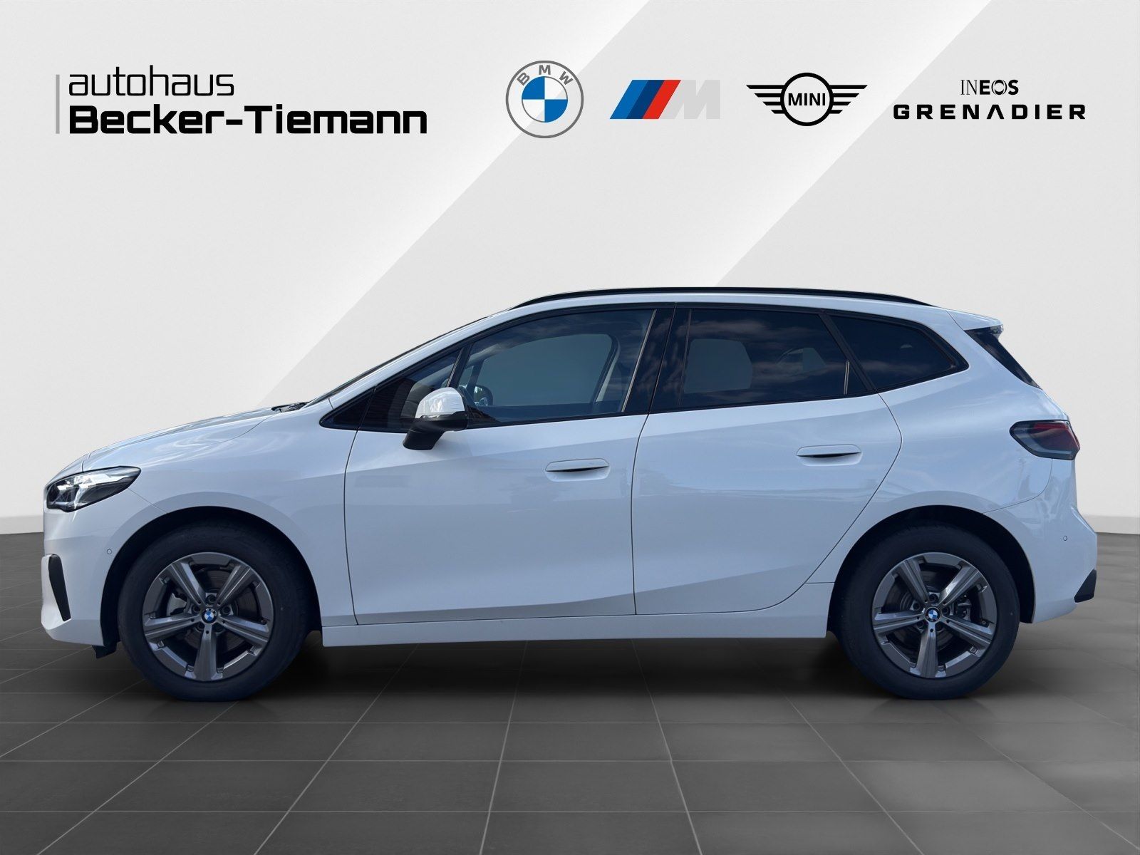 BMW 220d Active Tourer 07 30 AHK ADAPT LED foto 4