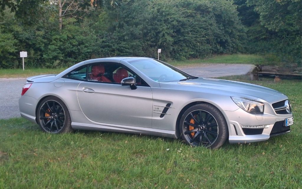 Mercedes-Benz SL 63 AMG