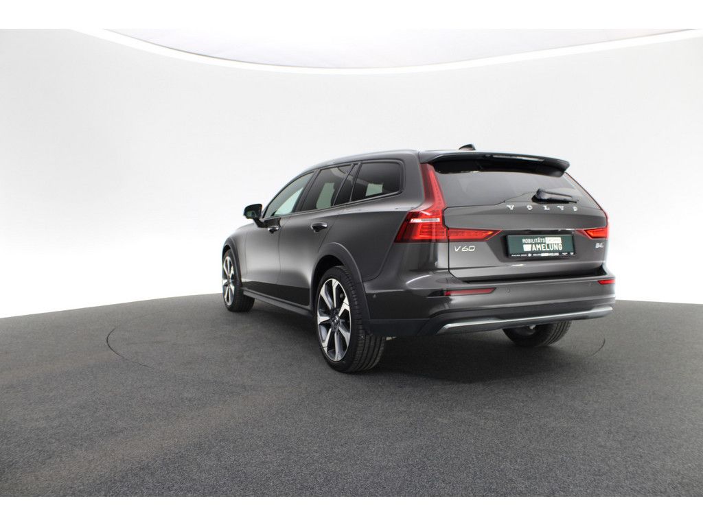 Volvo V60 Cross Country 2.0 Plus AWD aus 1.Hand foto 3