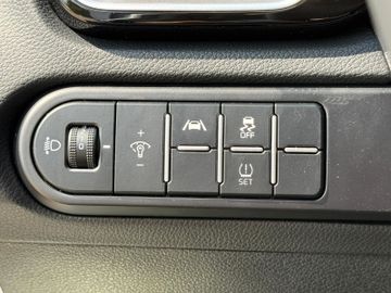 Kia XCeed 1.5 T-GDI Vision DCT7 Klima Navi Kamera