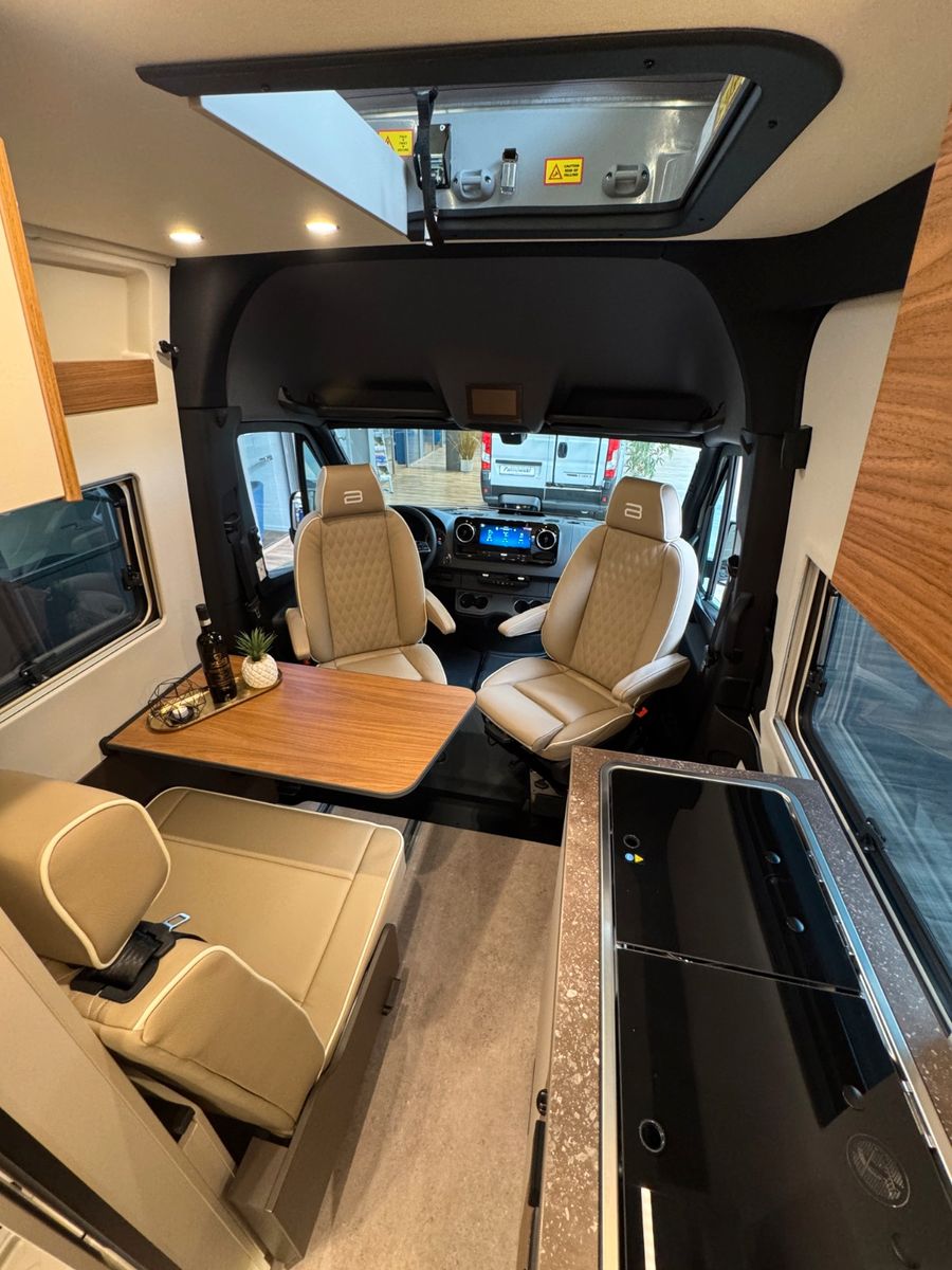 Fahrzeugabbildung Bürstner Habiton Mercedes HMX 6.0 Allrad 4x4 Schlafdach !