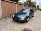 Opel Omega 2.2 16V Elegance Elegance - Opel Omega von privat