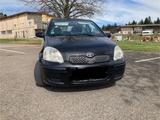 Toyota Yaris 1.0  verfügbar ab 18.12. - gebrauchte Toyota Yaris aus dem Jahr 2005