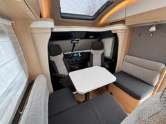 HYMER-ERIBA B MCT 550-LED-Distronic-Sat-1.Hd.Zul GG 3500 kg