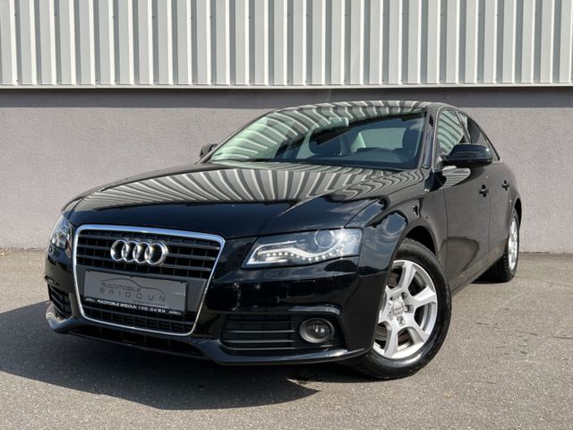 Audi A4 Lim. Attraction 1.8 TFSI XENON