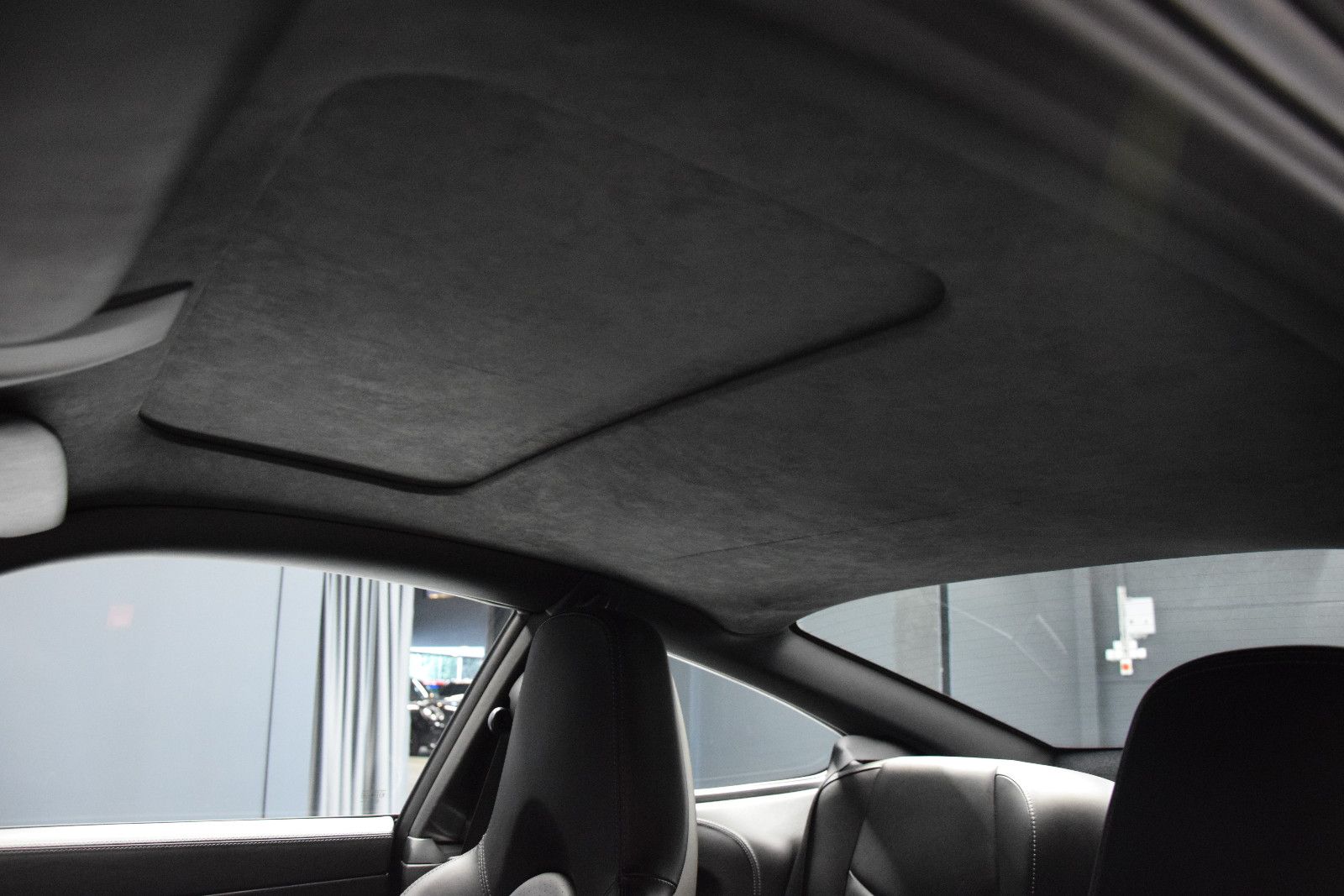 Fahrzeugabbildung Porsche 911 Carrera 4 S Coupe Leder Navi PDC SSD 19 ``