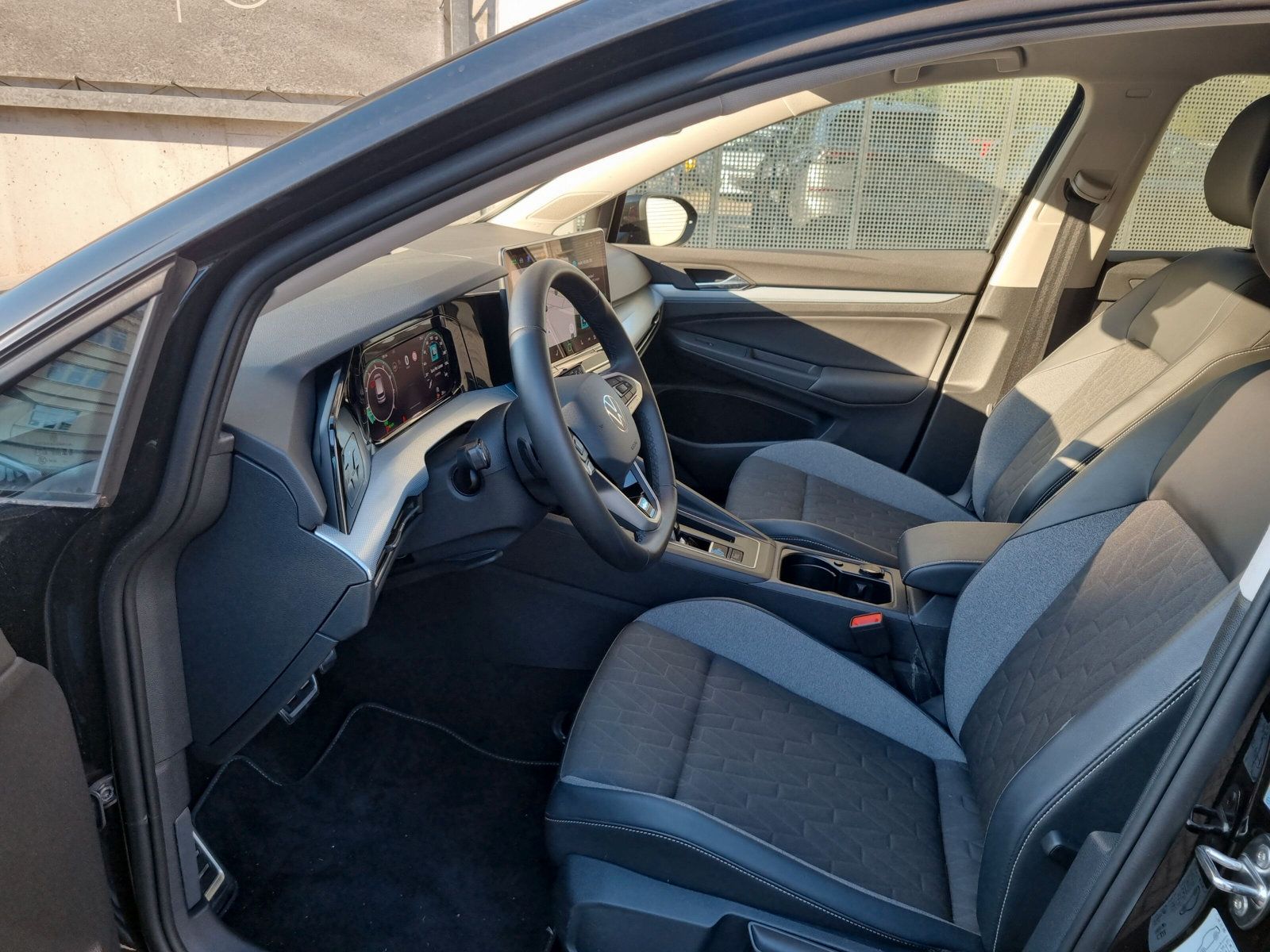 Volkswagen Golf - Bild 12