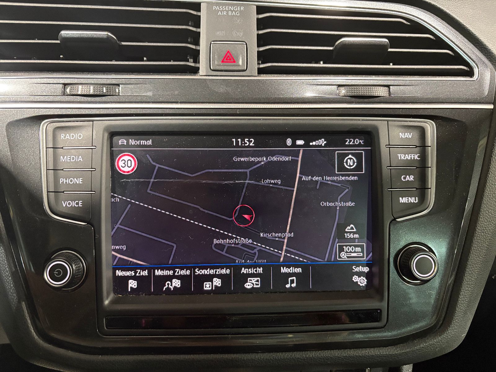 Fahrzeugabbildung Volkswagen Tiguan Highline BMT/4Motion/PANO/ACC/KAMERA/NAVI