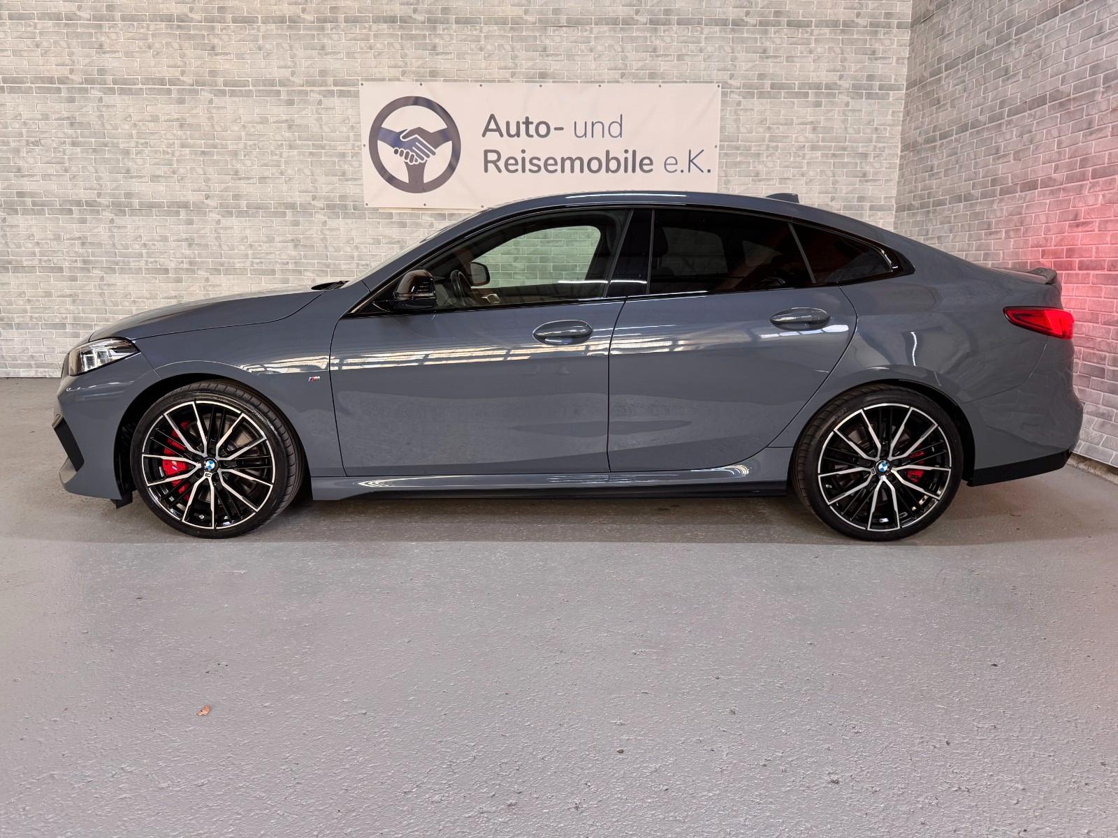 BMW M235i xDrive/PERFORMANCE M/19 Zoll /LED/AMBIENTE