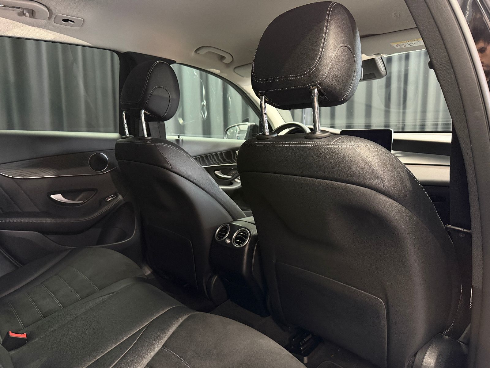 Fahrzeugabbildung Mercedes-Benz GLC 200 4Matic|AUTOMATIK|AMG-LINE|DIGI-TACHO|AHK