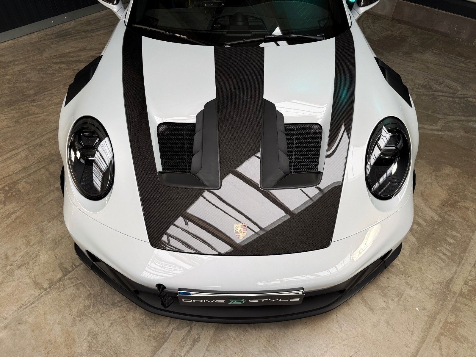 Fahrzeugabbildung Porsche 992 GT3 RS + Weissach + Approved + Clubsport