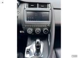 Jaguar E-Pace P200 R-DYNAMIC 4WD Auto R-DYNAMIC - weiße Jaguar E-Pace