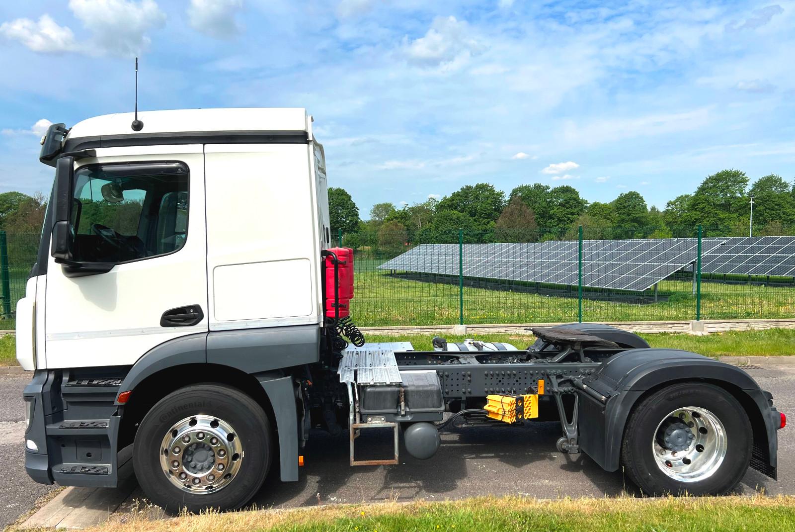 Mercedes-Benz Actros 1840 ADR