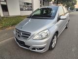 Mercedes-Benz B 160 B -Klasse B 160 NEUE TÜV & ASU - Mercedes-Benz B 160 mit Benzin-Antrieb