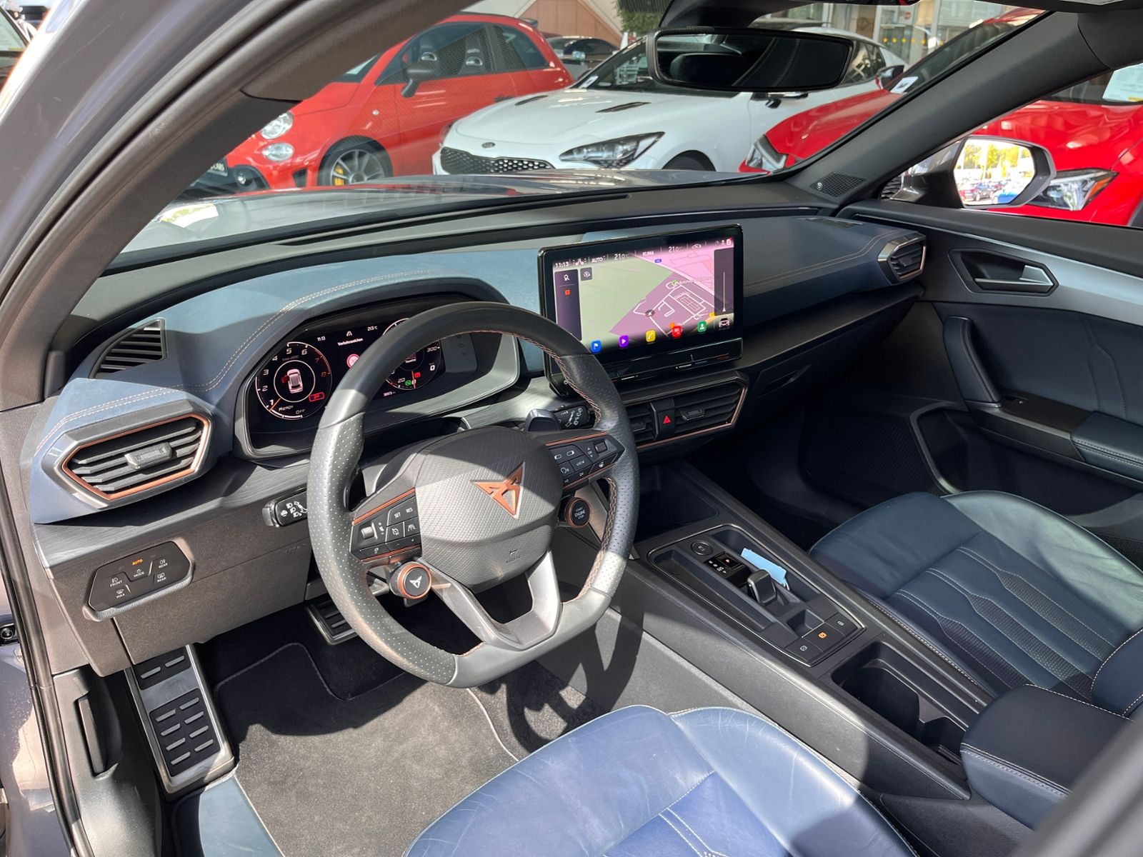 Fahrzeugabbildung CUPRA Formentor VZ 4Drive AHK PANO LEDER BEATS 19"