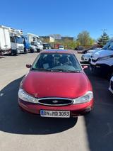 Ford Mondeo 2.0 16V Festival Festival - gebrauchte Ford Mondeo aus dem Jahr 1999
