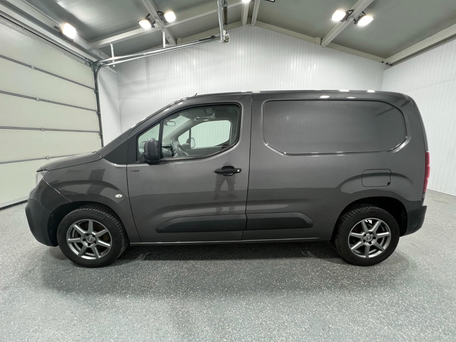 Peugeot PARTNER 100 1.5 HDI PREMIUM |AC|3-S|PDC|MET|16"