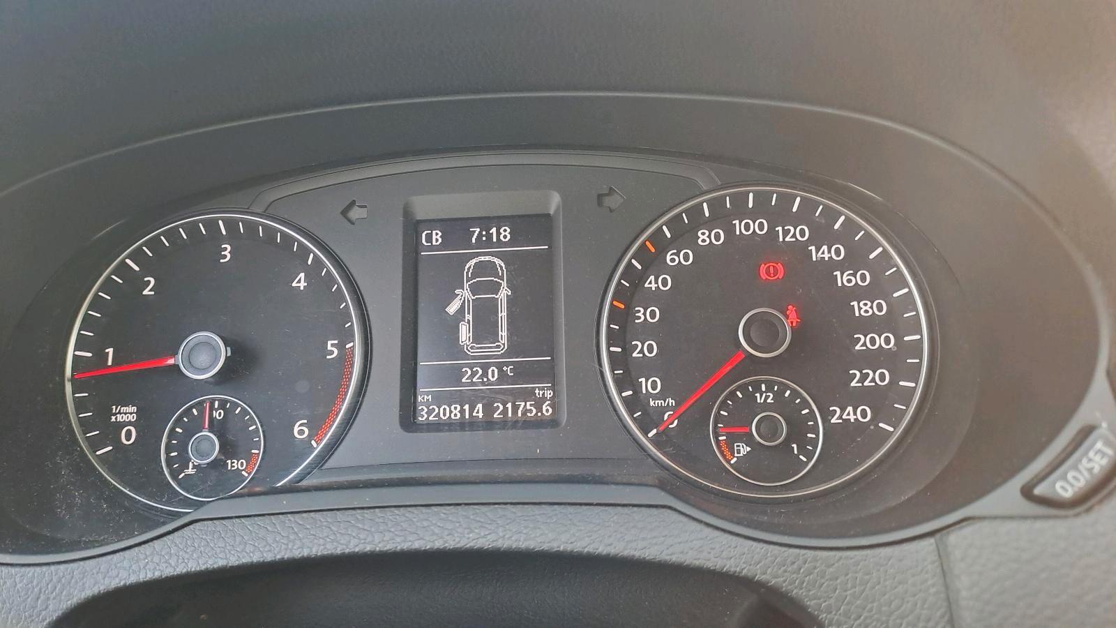 Seat Alhambra 2010 — photo 8