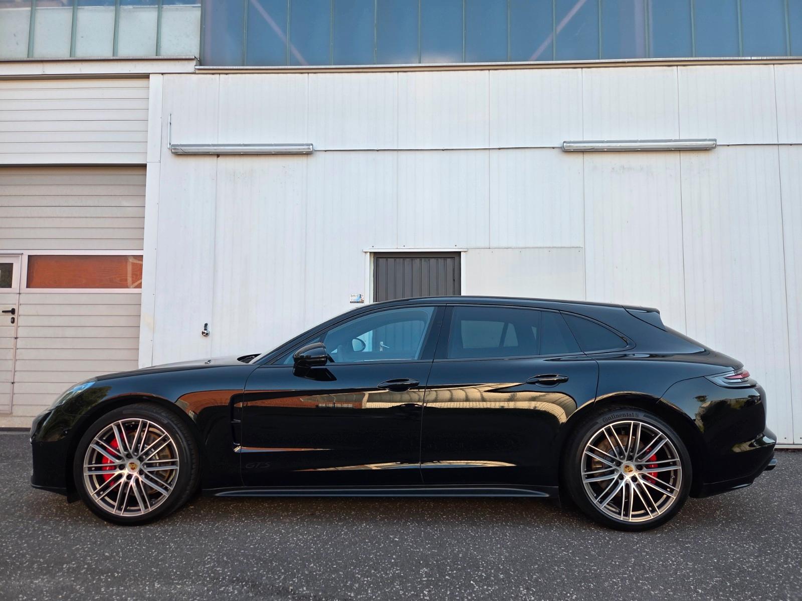 Porsche Panamera Sport Turismo GTS