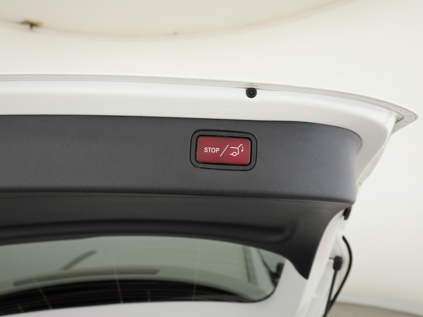 Mercedes-Benz C-Class d T *Avantgarde*LED*Kamera*AHK*Distronic**, миниатюра 24