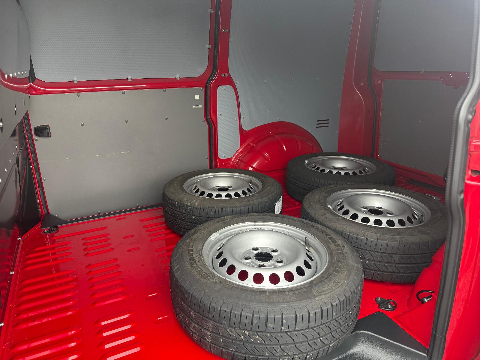 Volkswagen T6.1 Transporter Kasten FWD