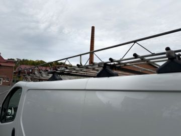 Opel Vivaro - 10