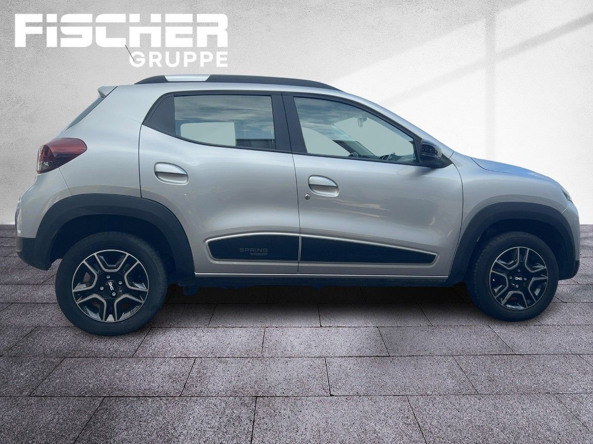 Fahrzeugabbildung Dacia Spring Essential 45 Kamera CCS