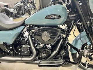 Fahrzeugabbildung Harley-Davidson FLHX Street Glide