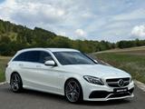 Mercedes-Benz C 63 S AMG/Perf.AGA/LED/Burmester/Comand/HUD/ - Mercedes-Benz mit Benzin-Antrieb: Kombi, 63 AMG