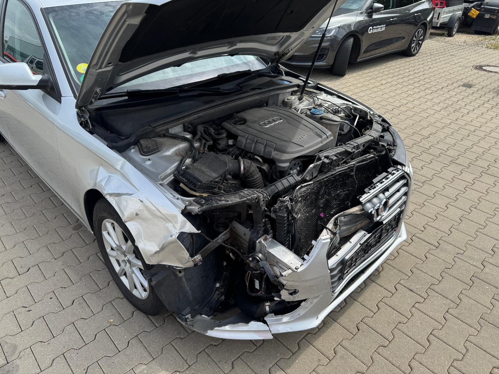 Audi A4 2013 — photo 9