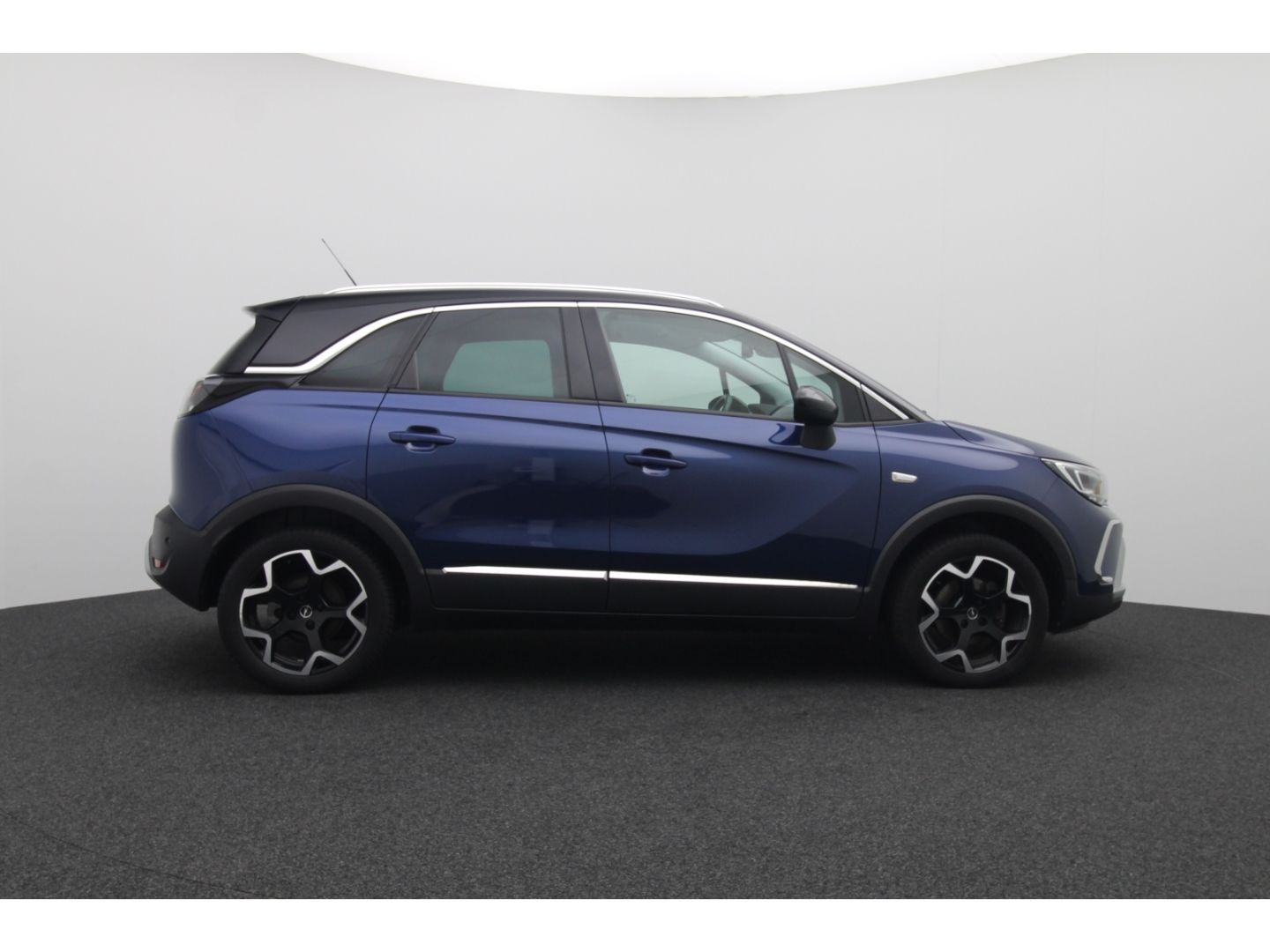 Fahrzeugabbildung Opel Crossland Ultimate 1.2 Totwinkelassistent Alcant