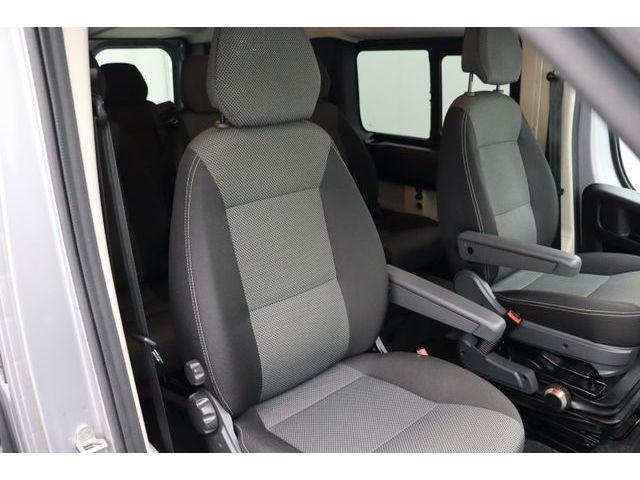 Fahrzeugabbildung Fiat Ducato 30 L1H1 2.2 Panorama - Komfort-Fahrersitz