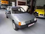 Peugeot 205 205 GR D - Peugeot 205: Limousine