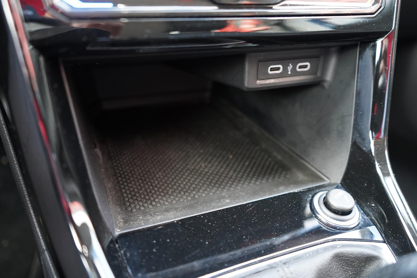 Volkswagen T-Cross 1.0 R-Line LED ACC Totwinkel App-Connect