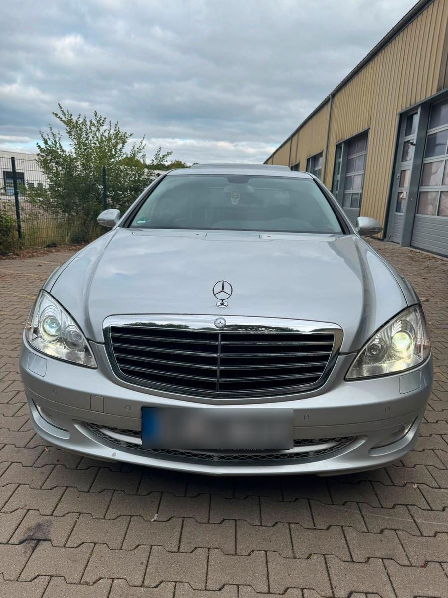 Mercedes-Benz S 320