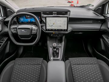 Ford Puma Mild-Hybrid Titanium Digitales Cockpit LED